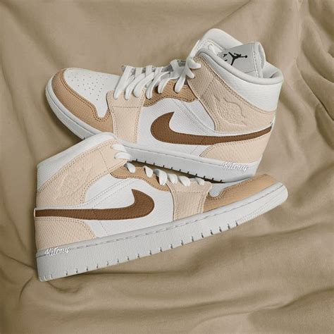 nike air jordan 1 low damen beige|jordan 1 high mid low.